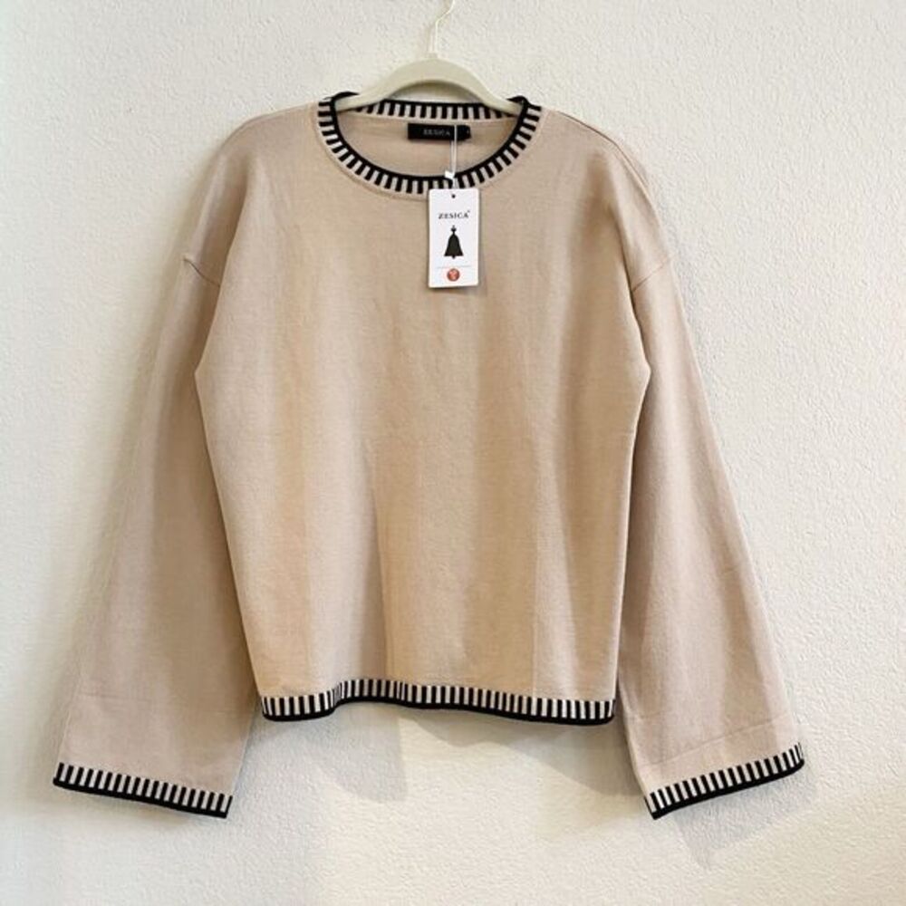 NWT Zesica Sweater Women’s S Small Beige Crewneck Long Sleeve‎ Tunic Knit